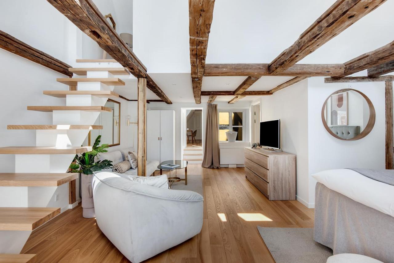 Sanders Regent - Inviting One-bedroom Near Square Lejlighed